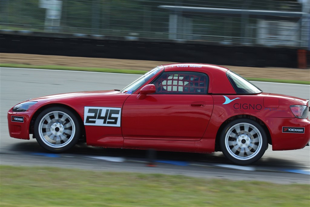 Claus Møller Jensen kunne læsse Honda S2000 raceren allerede lørdag aften, da motoren desværre ikke ville være med længere.
(Foto: JJ Media)